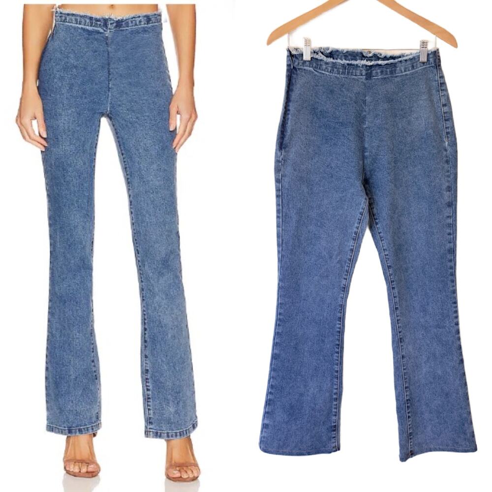 SUPERDOWN Frayed High Waist Flare Jeans Size 28 Sleek Flat Front Medium Wash